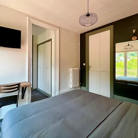 Les Celestins Aparthotel 3*